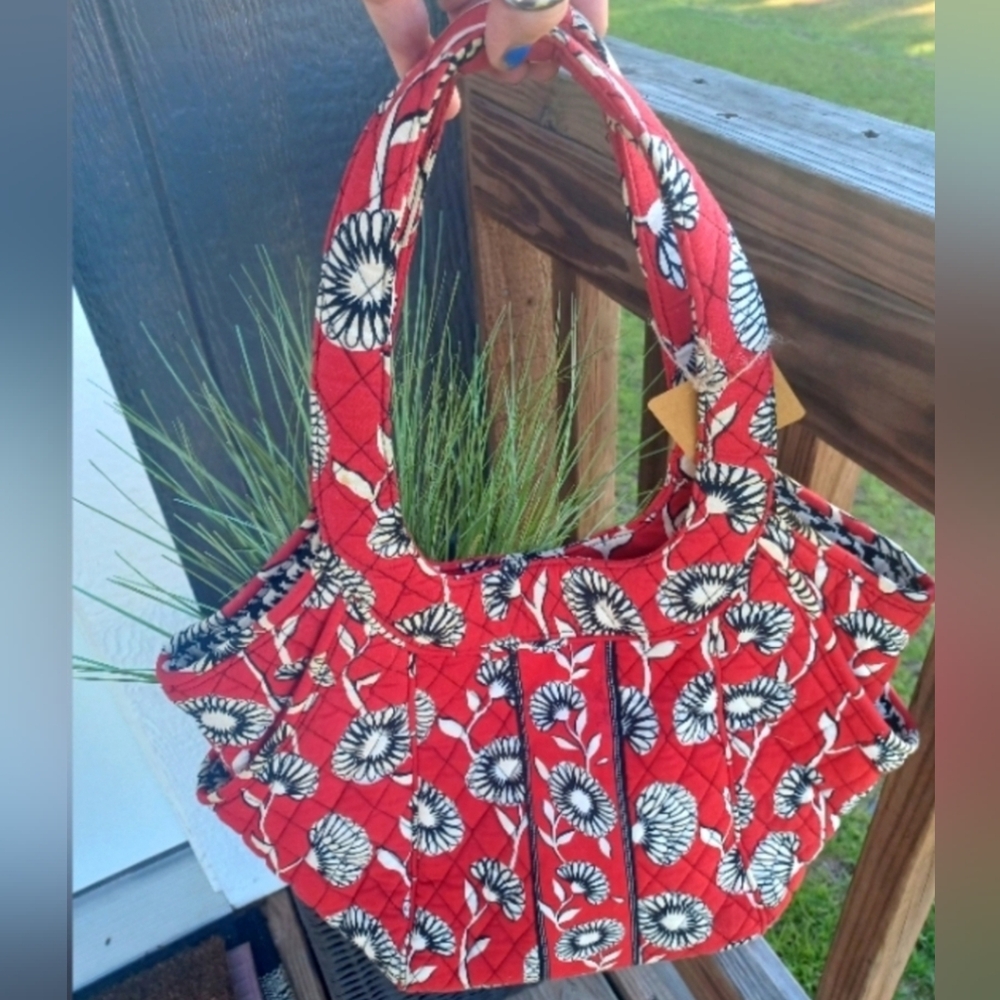 VERA BRADLEY DECO DAISY PURSE Gorgeous